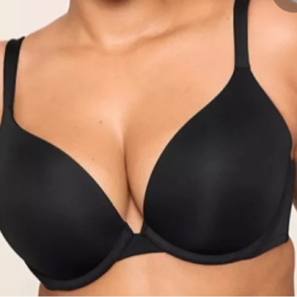 CACIQUE Smooth Boost Plunge Full Coverage Black Bra | 44DD
